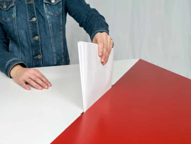 Praca w Komisjach Wyborczych – Olsztyn i powiat ( kwiecień 2024)