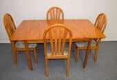 stół rozkładany i 4 krzesła – komplet jak nowy